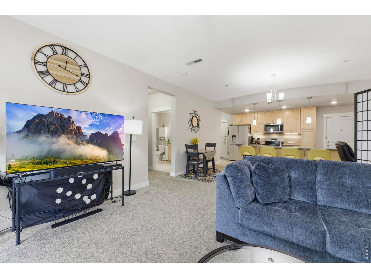 4642 Hahns Peak Dr 101