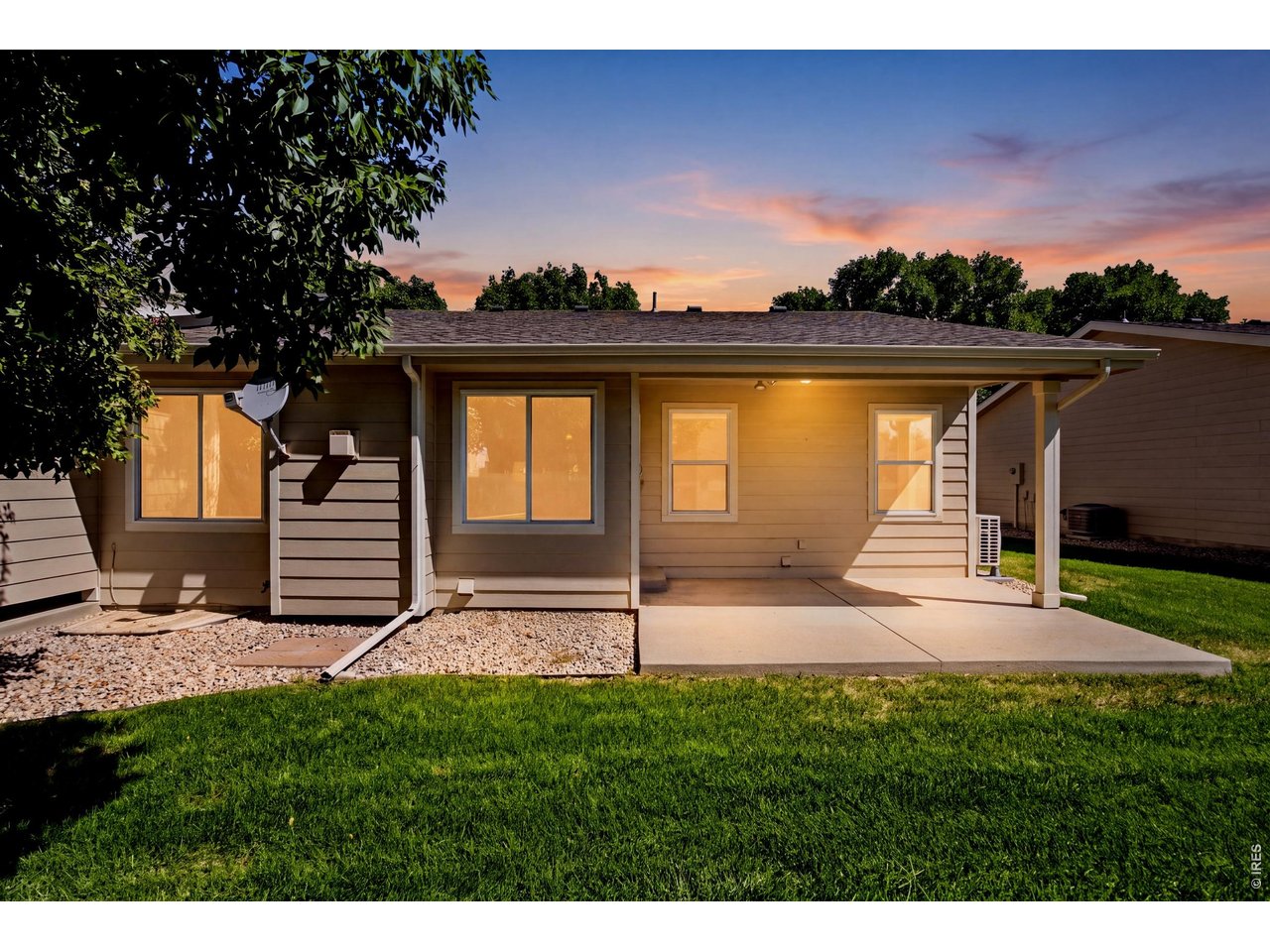 2614 Forsythia Dr