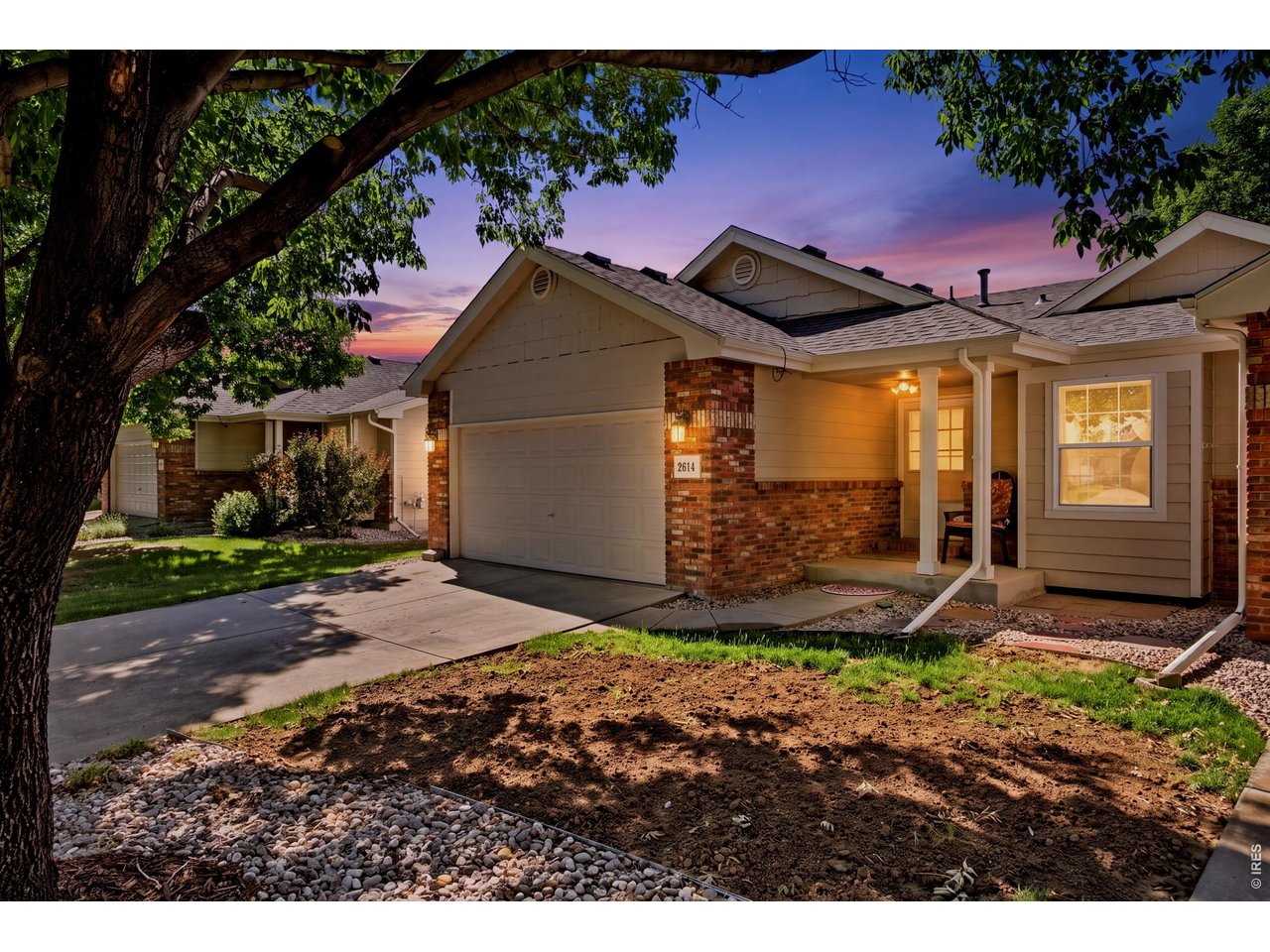 2614 Forsythia Dr