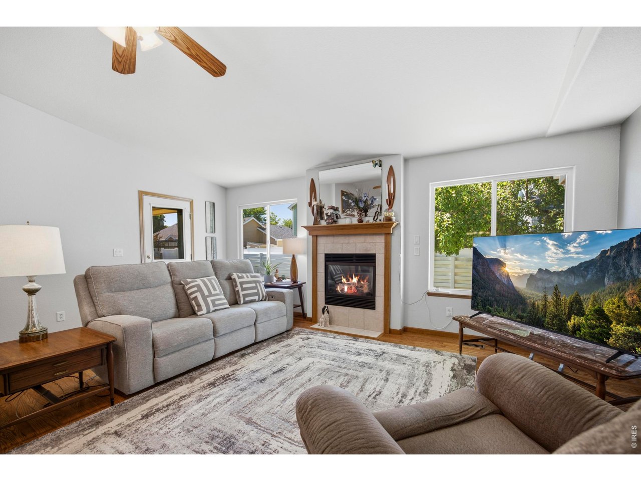 2614 Forsythia Dr