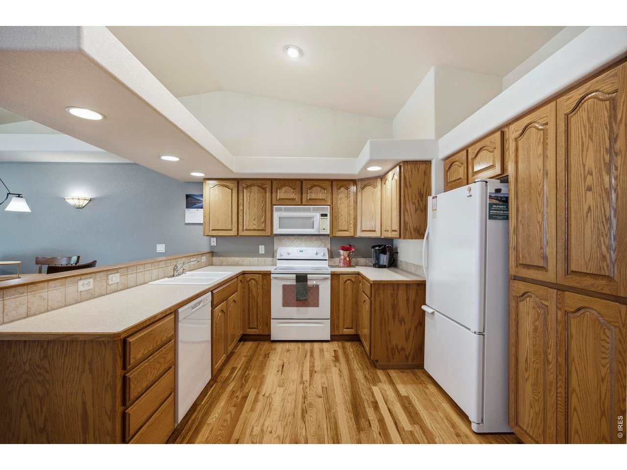 2614 Forsythia Dr