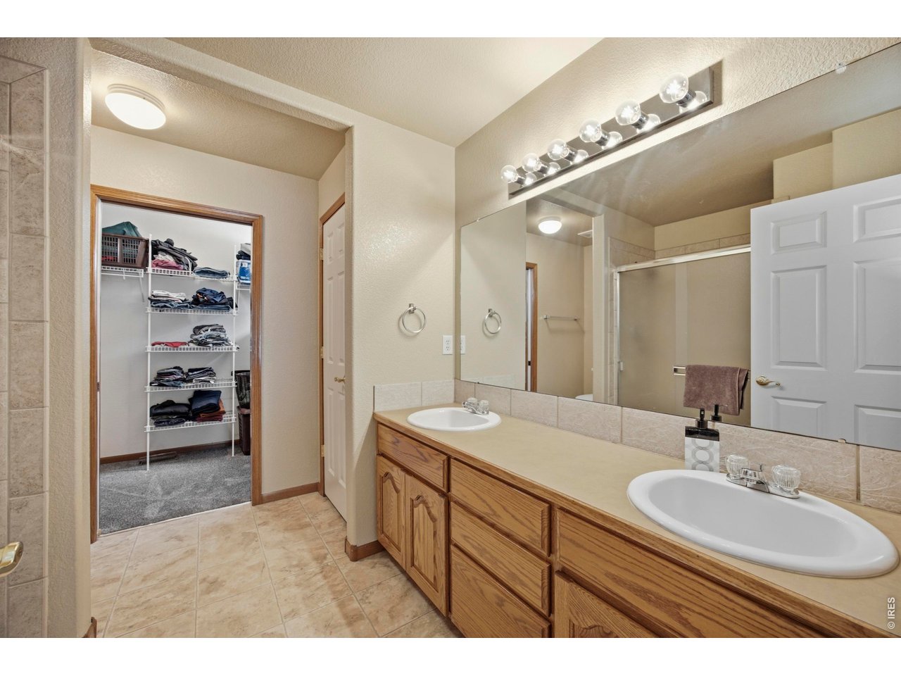 2614 Forsythia Dr