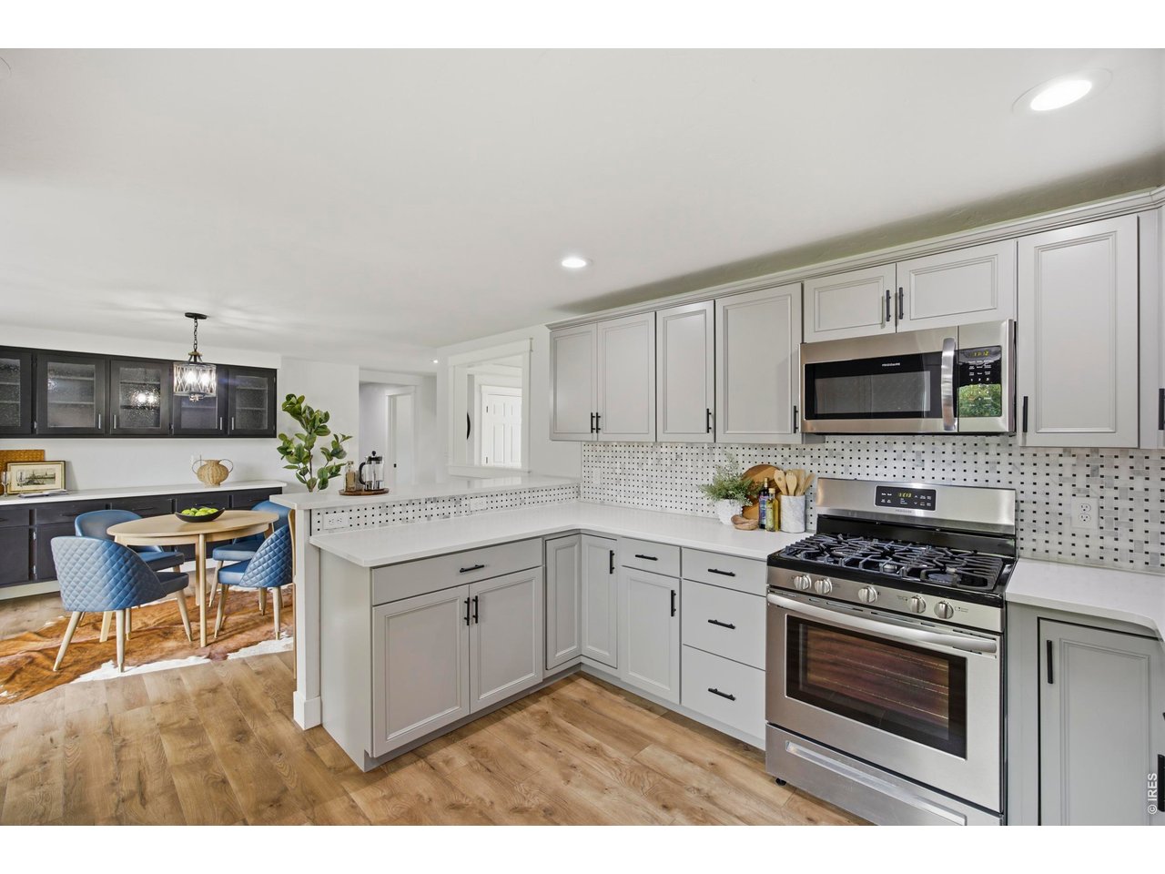 2112 Abeyta Ct