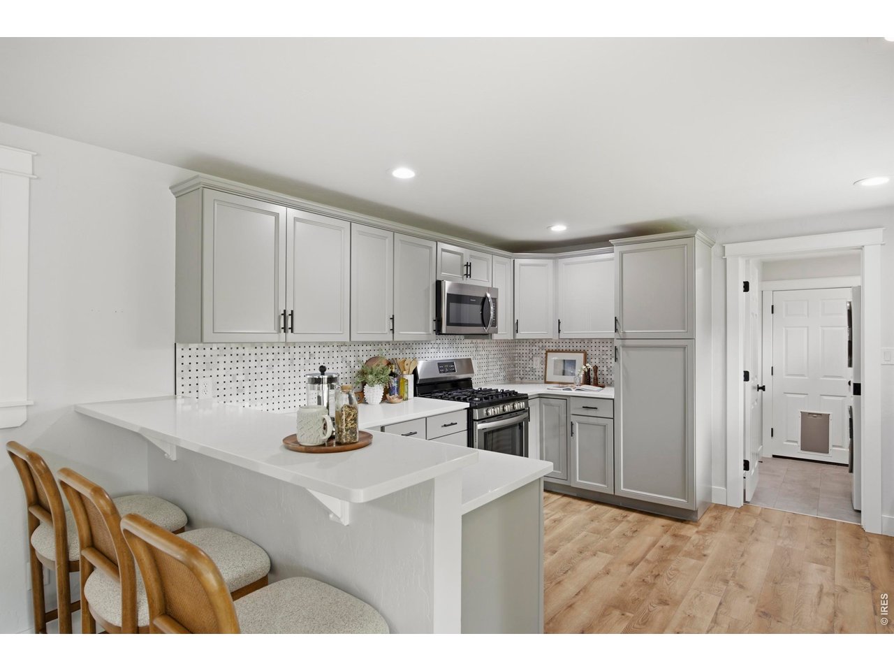 2112 Abeyta Ct