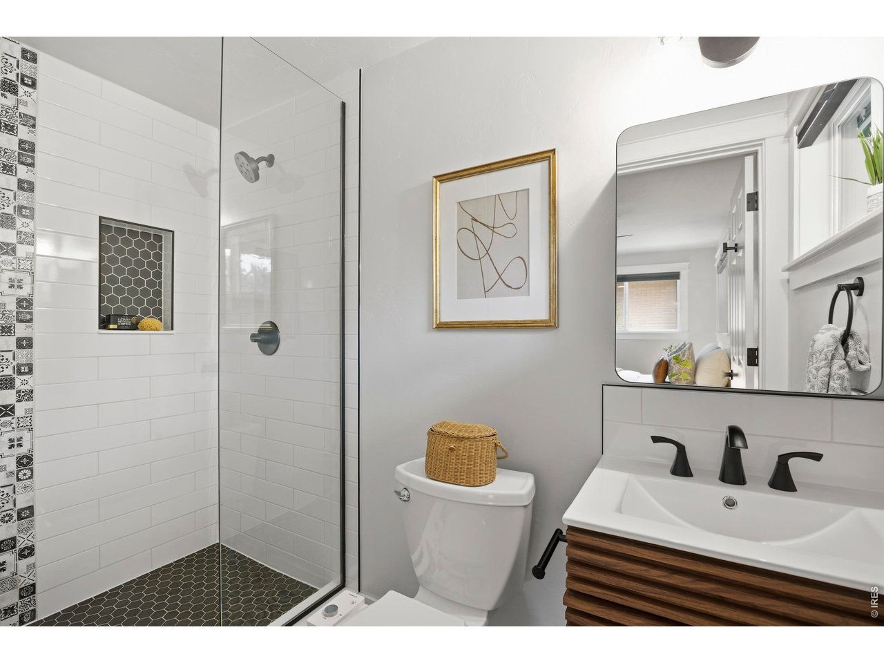 2112 Abeyta Ct