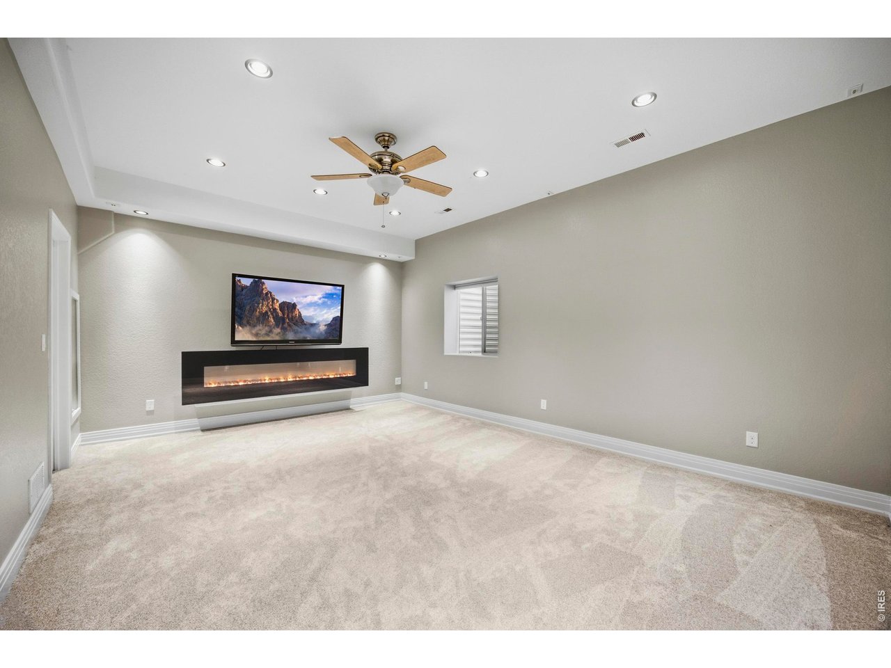 5586 Stone Church Ct