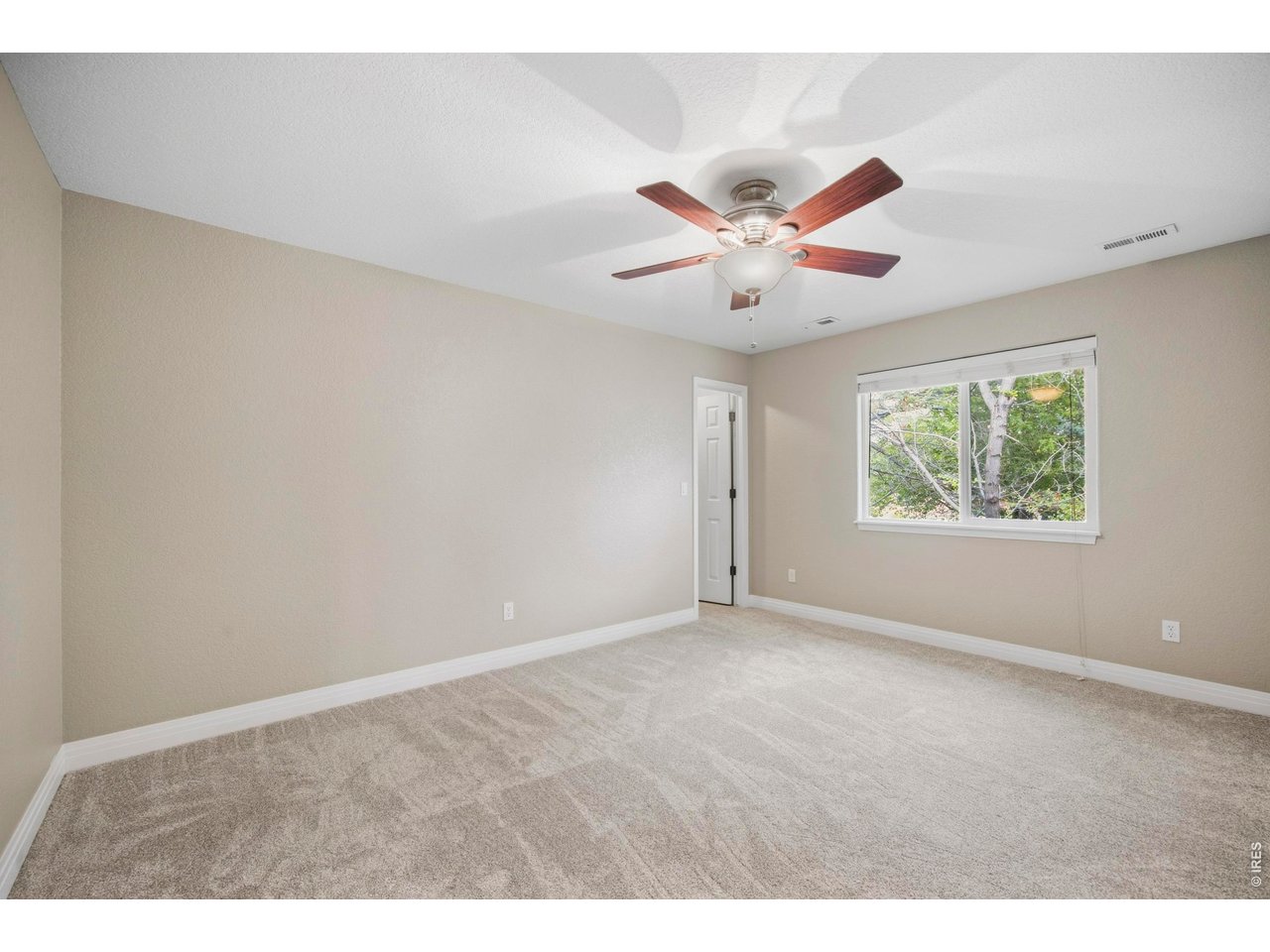 5586 Stone Church Ct