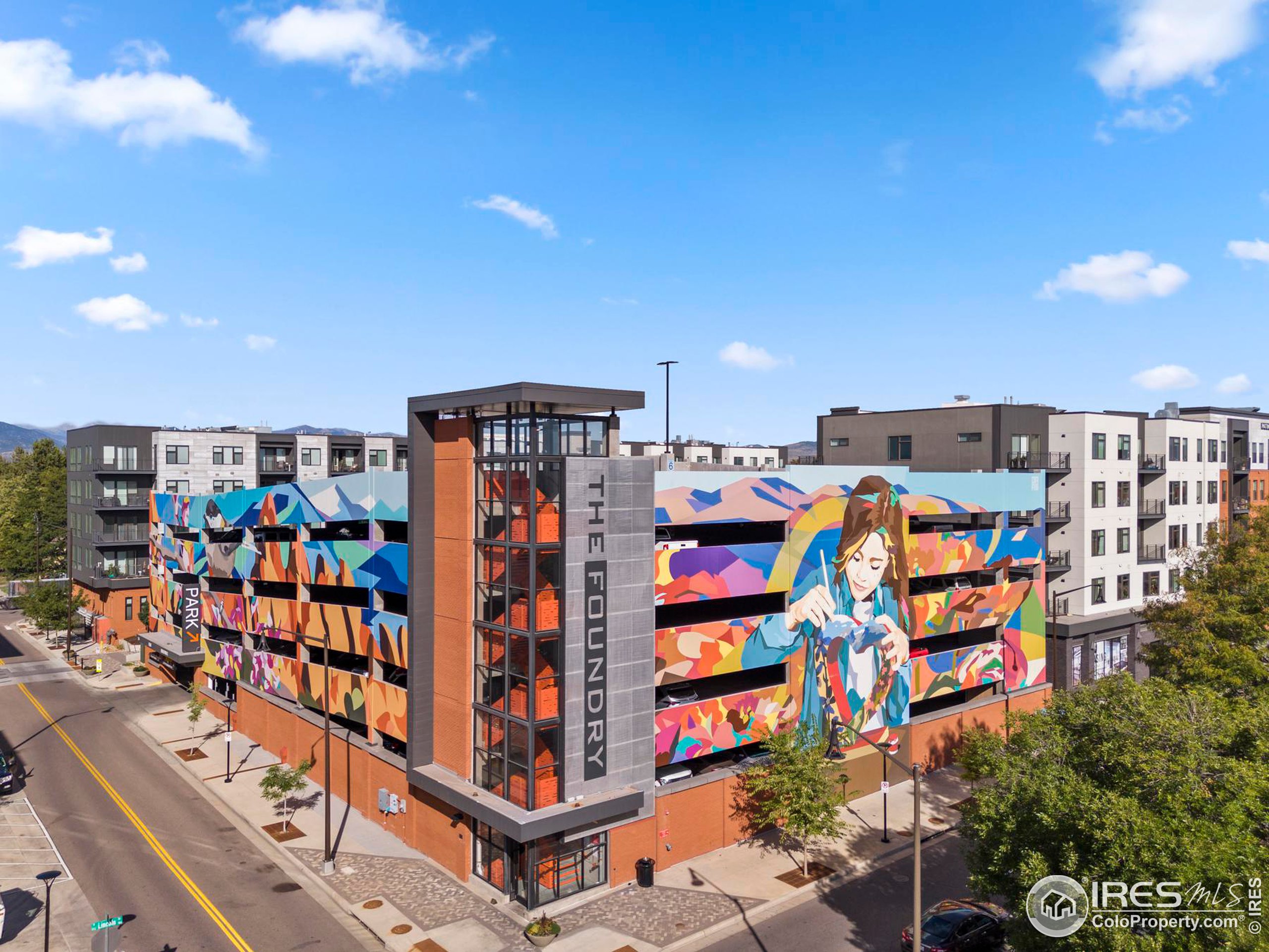345 N Jefferson Ave
