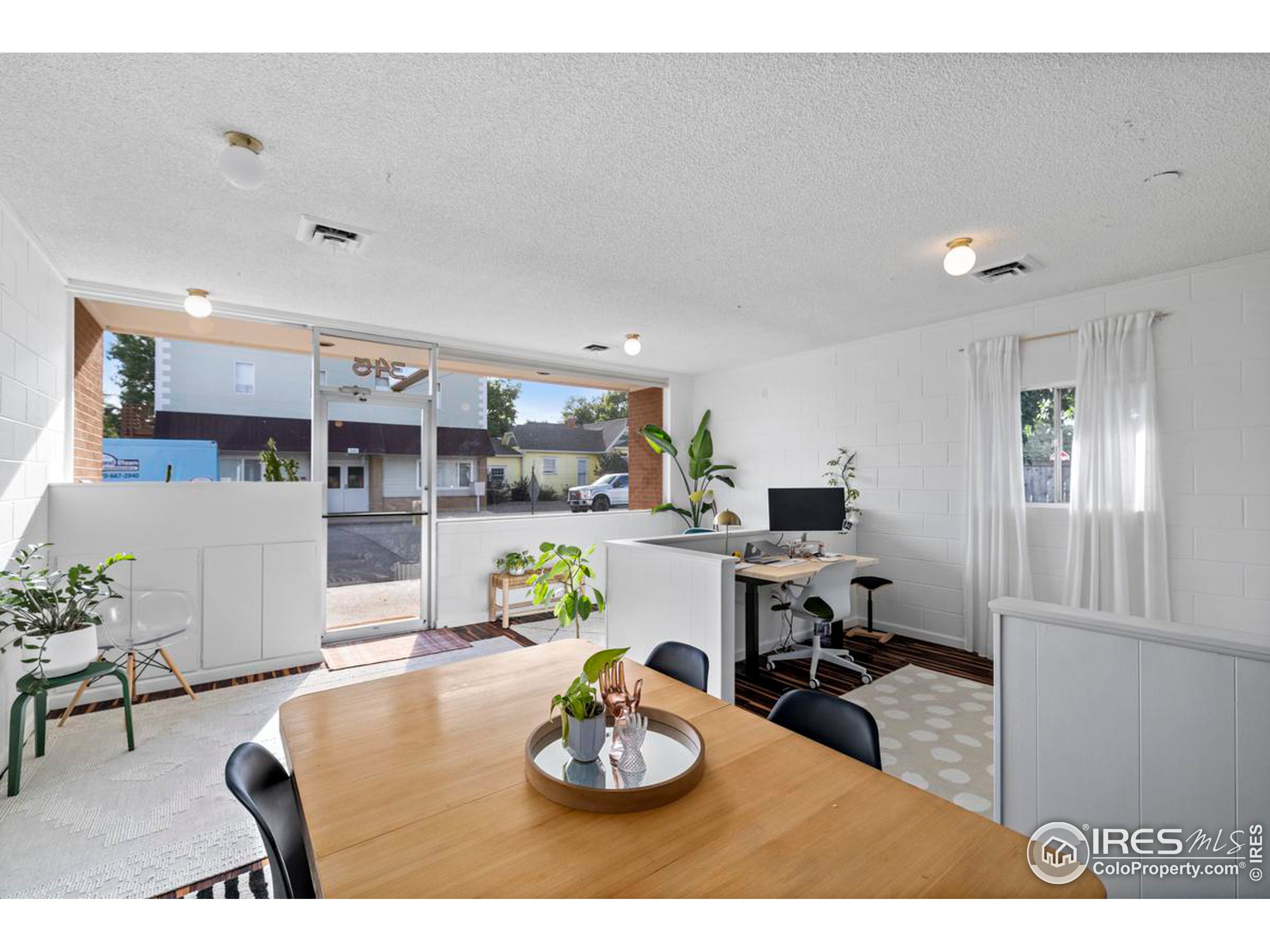 345 N Jefferson Ave
