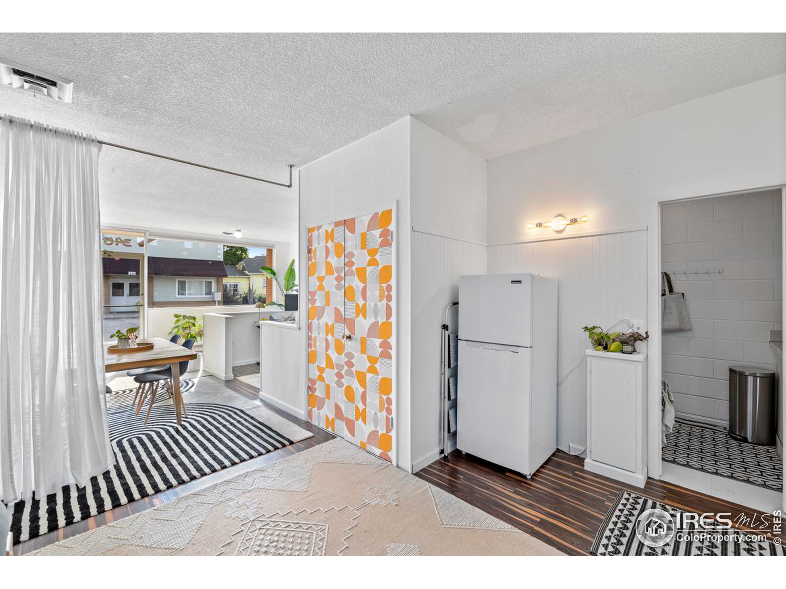345 N Jefferson Ave