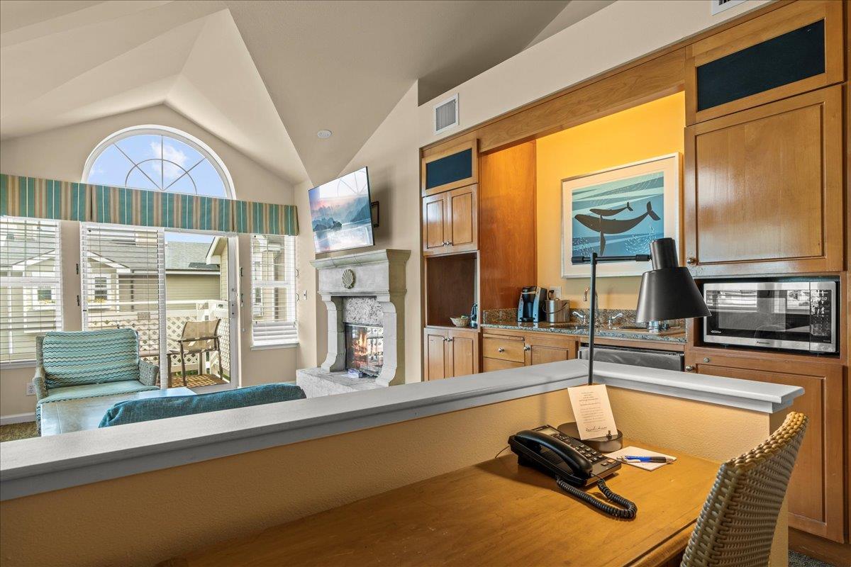 4100 Cabrillo HWY 302