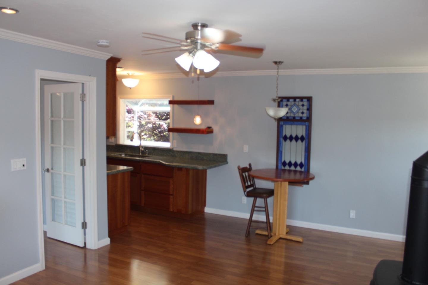 28 A Clarendon RD