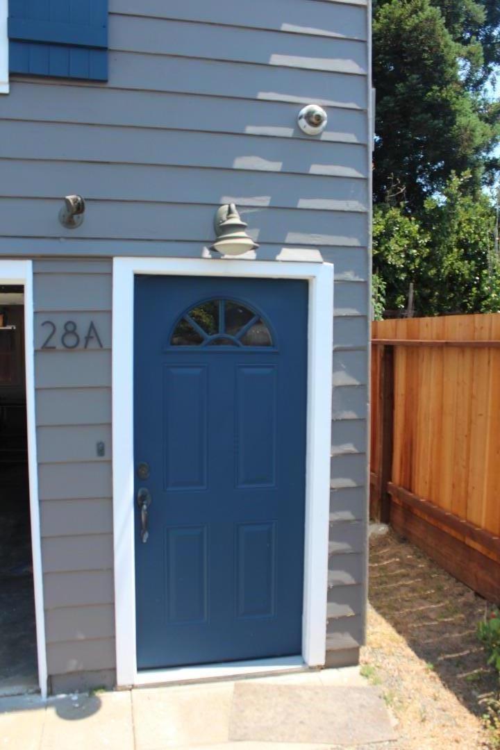 28 A Clarendon RD