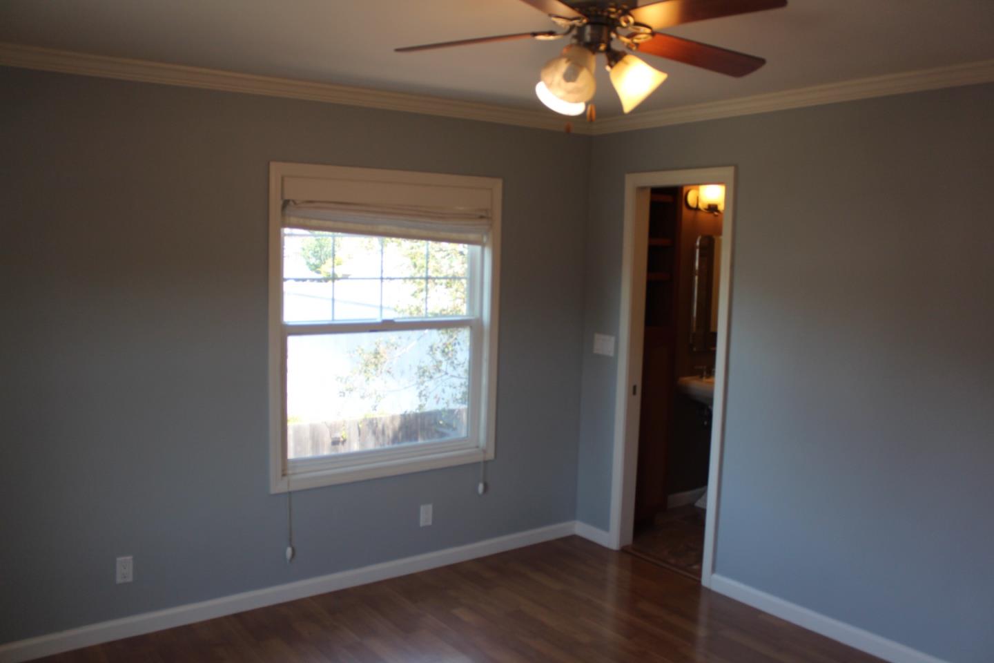 28 A Clarendon RD
