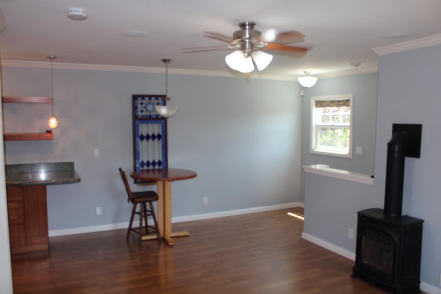 28 A Clarendon RD