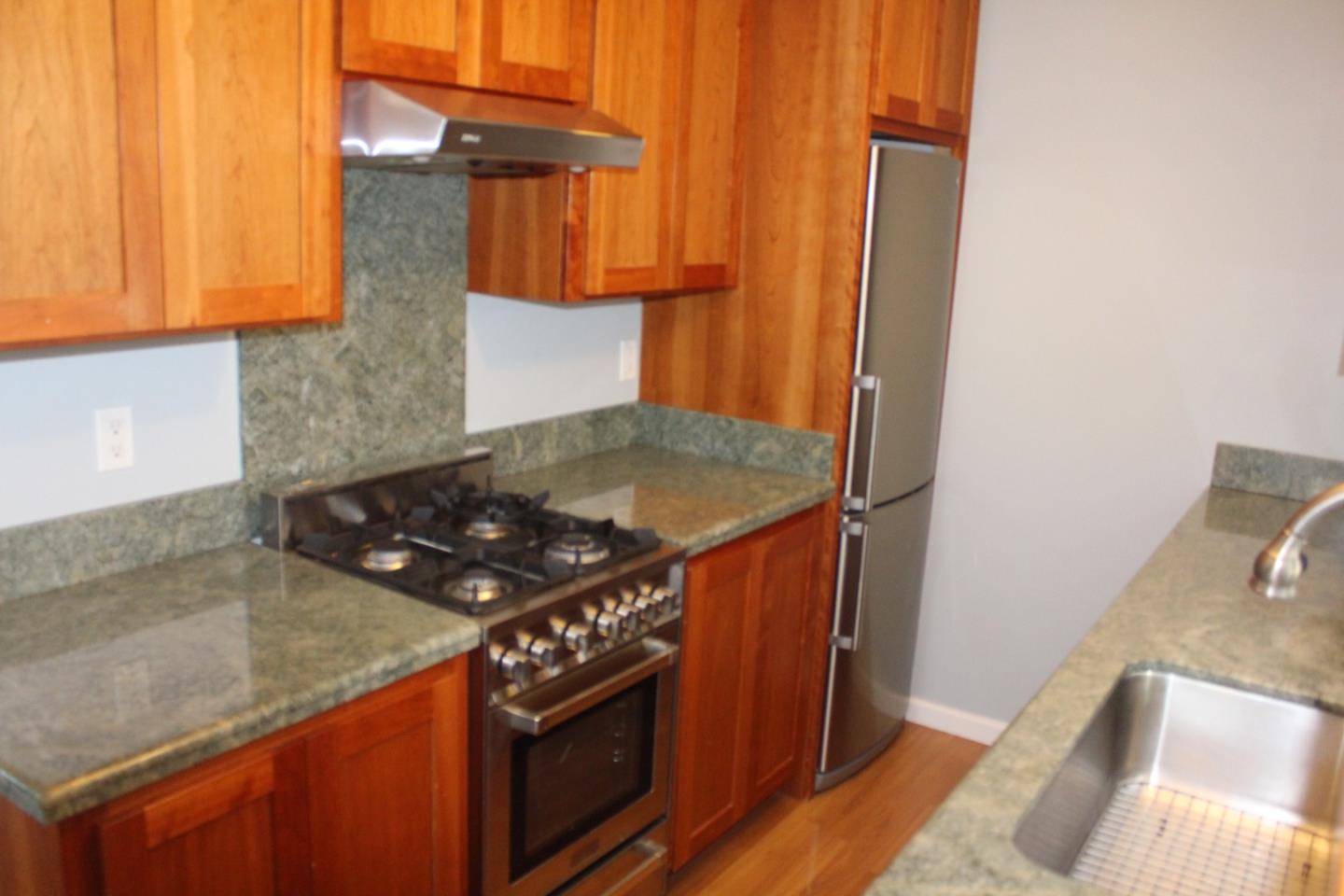 28 A Clarendon RD