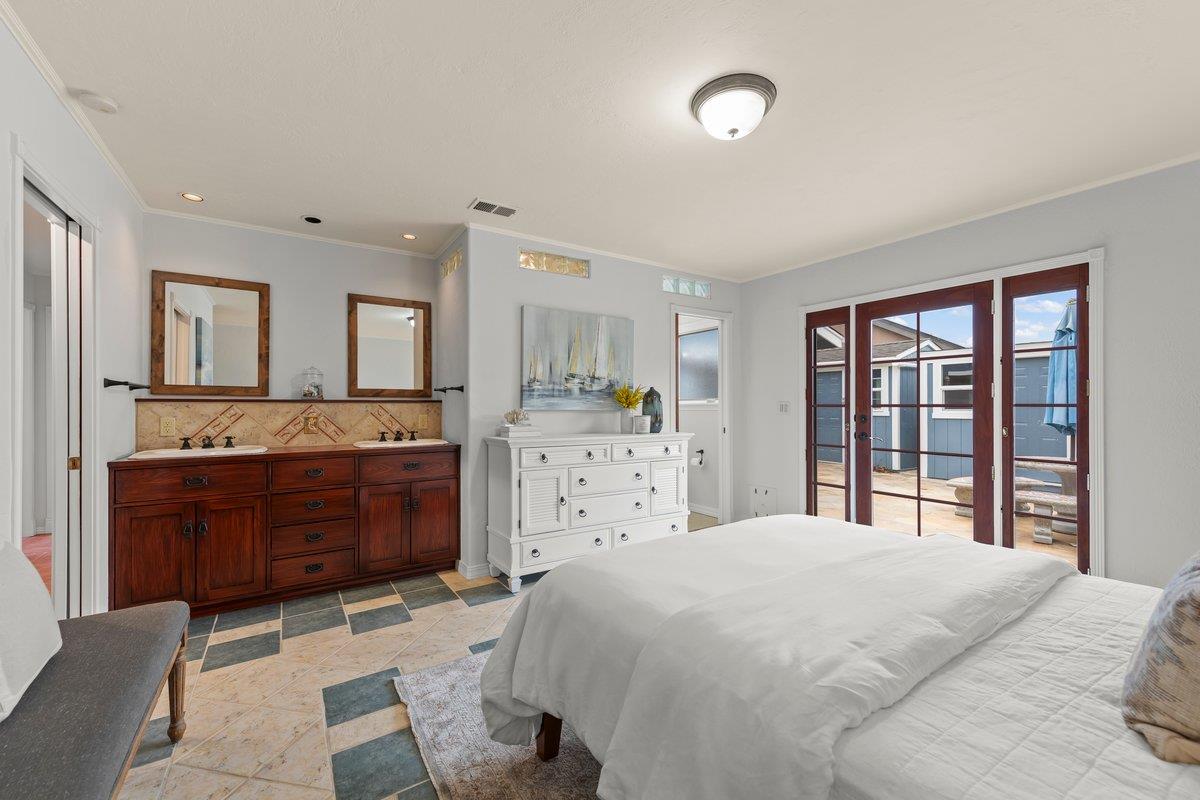 1568 Mizzen Lane