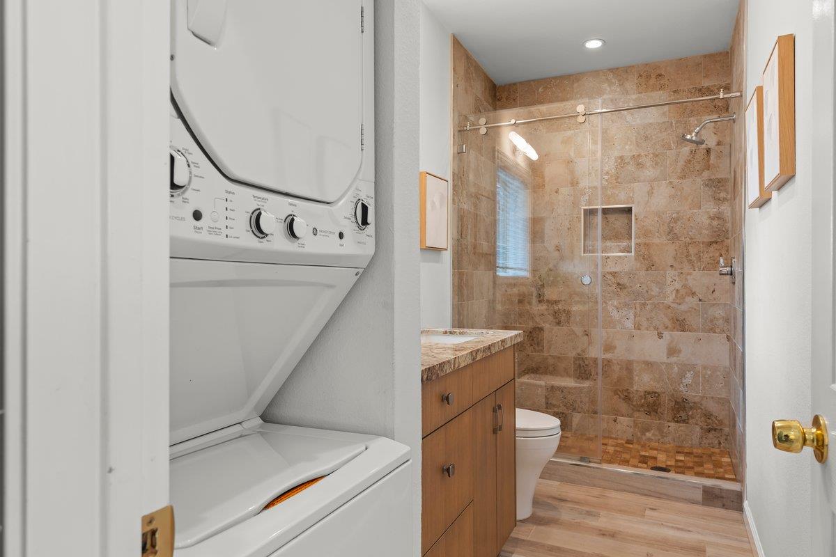 1568 Mizzen Lane