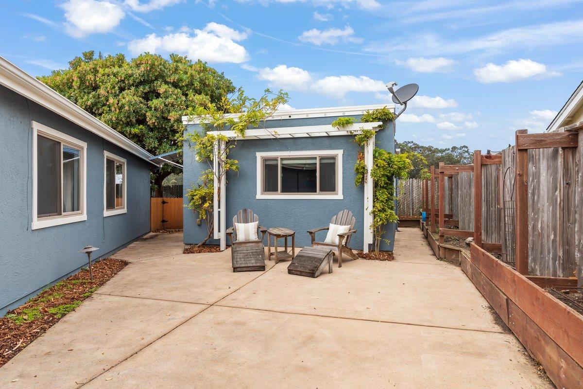 1568 Mizzen Lane