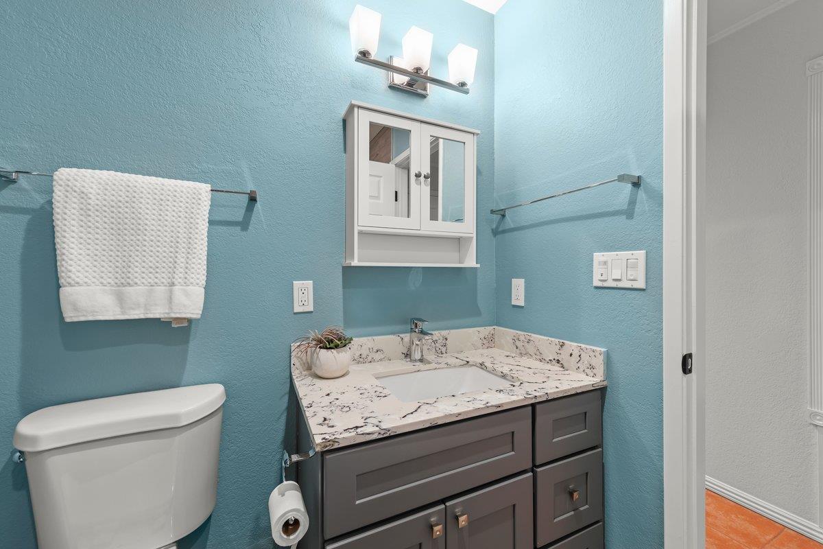 1568 Mizzen Lane