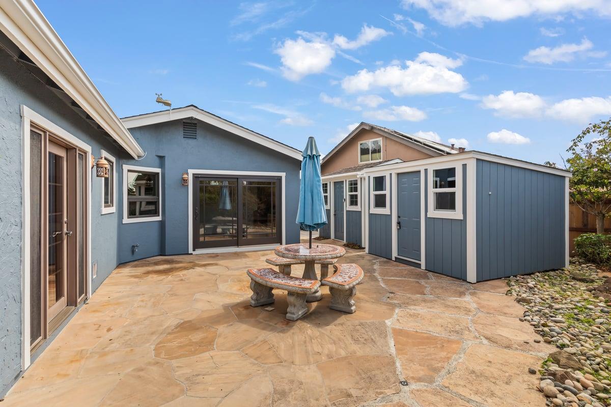 1568 Mizzen Lane