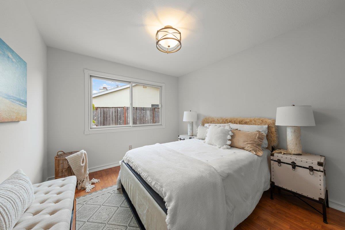 1568 Mizzen Lane