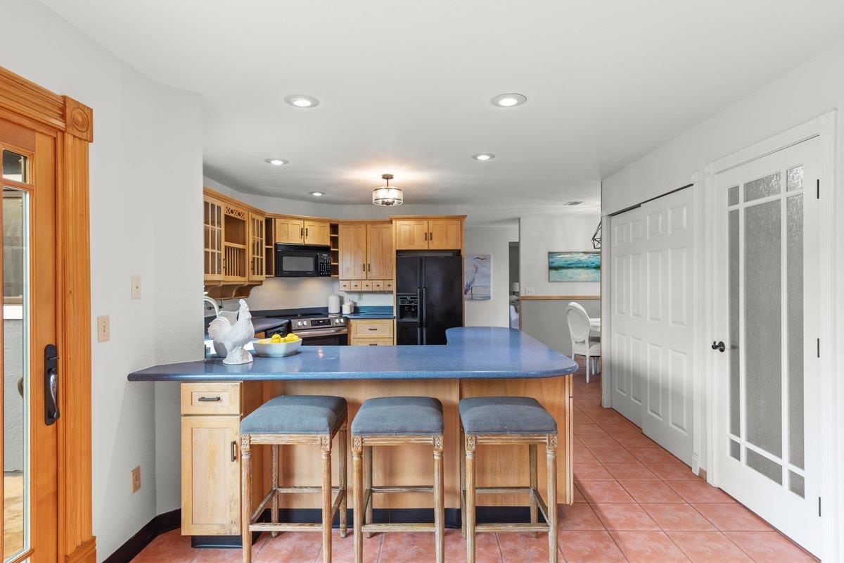 1568 Mizzen Lane