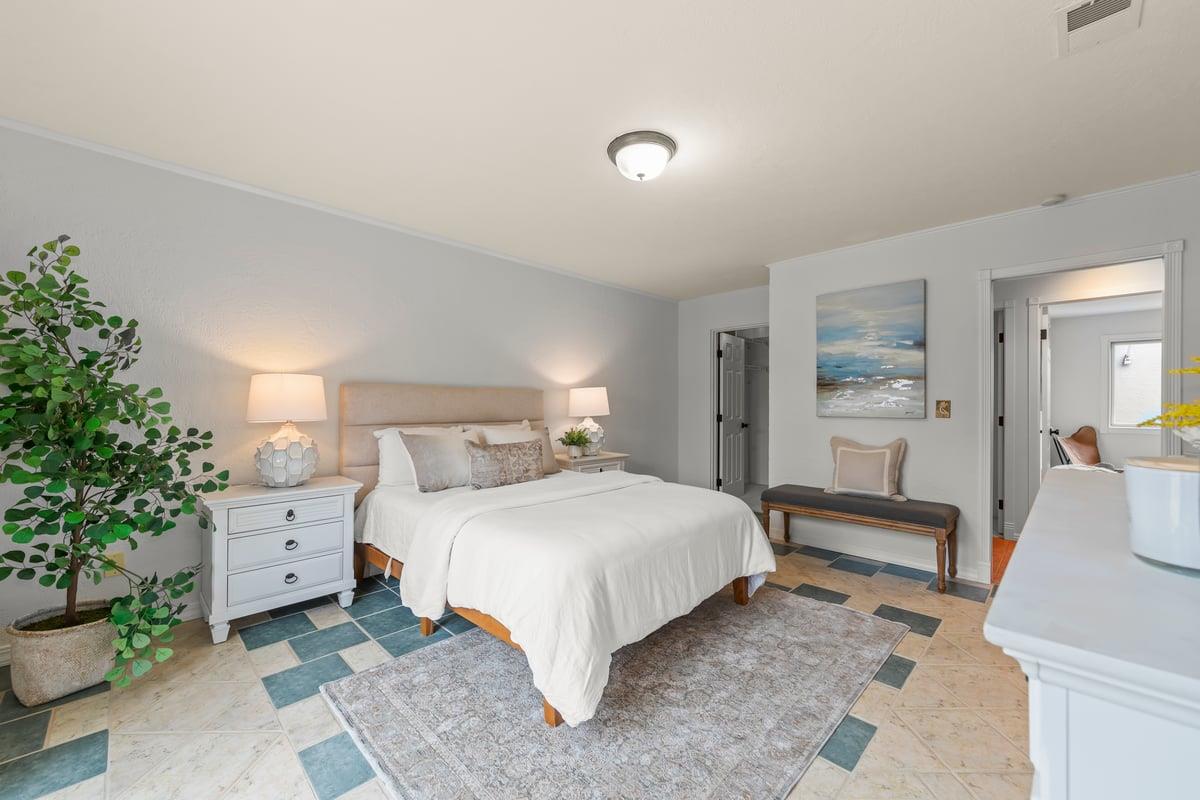 1568 Mizzen Lane