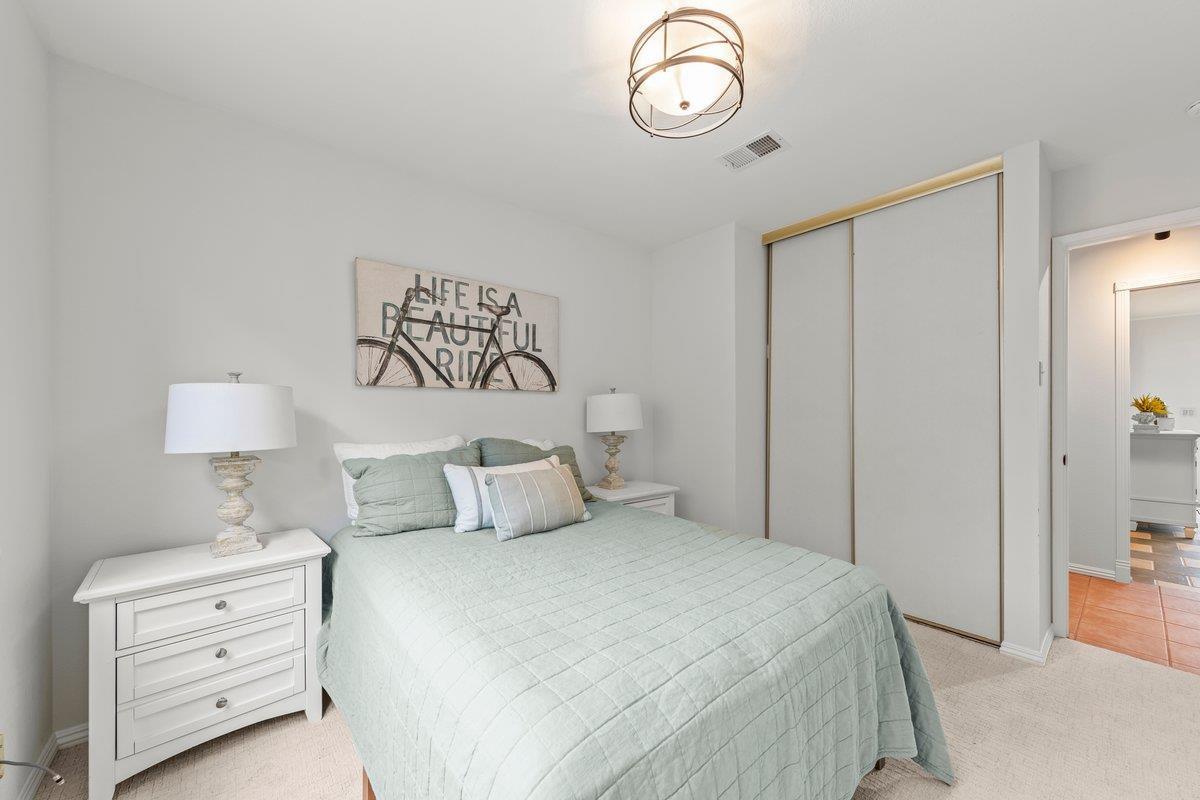 1568 Mizzen Lane