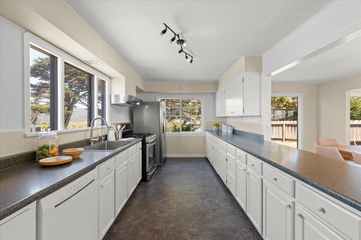1263 Reservoir Road