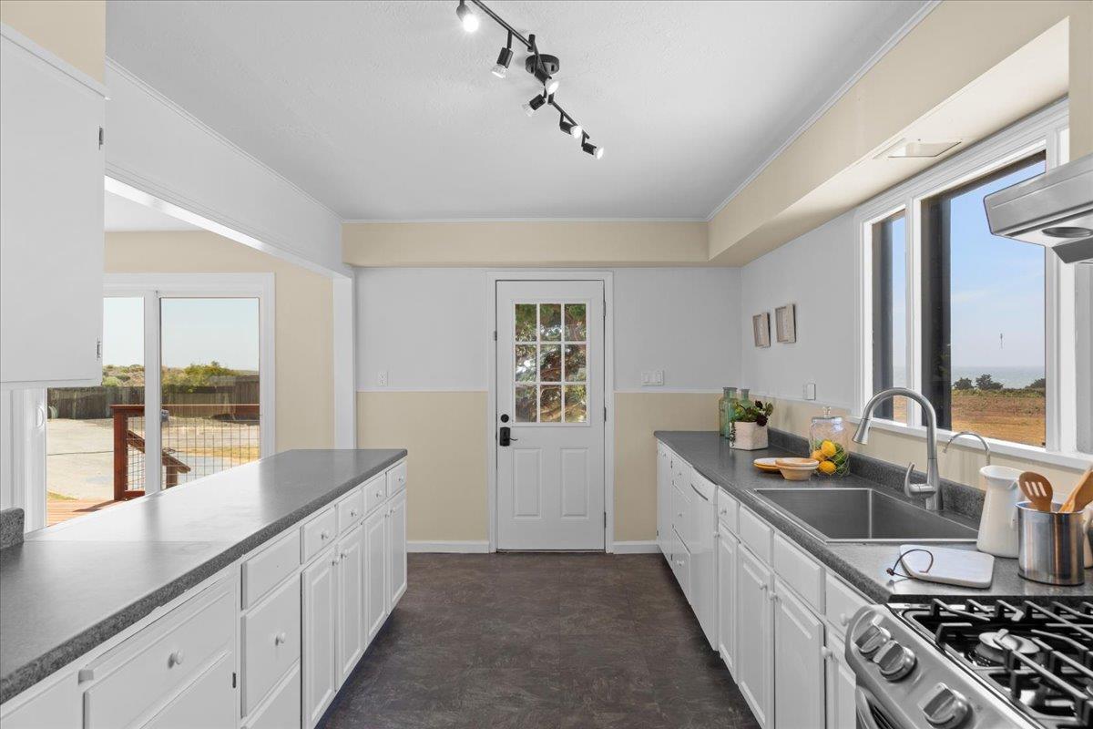 1263 Reservoir Road
