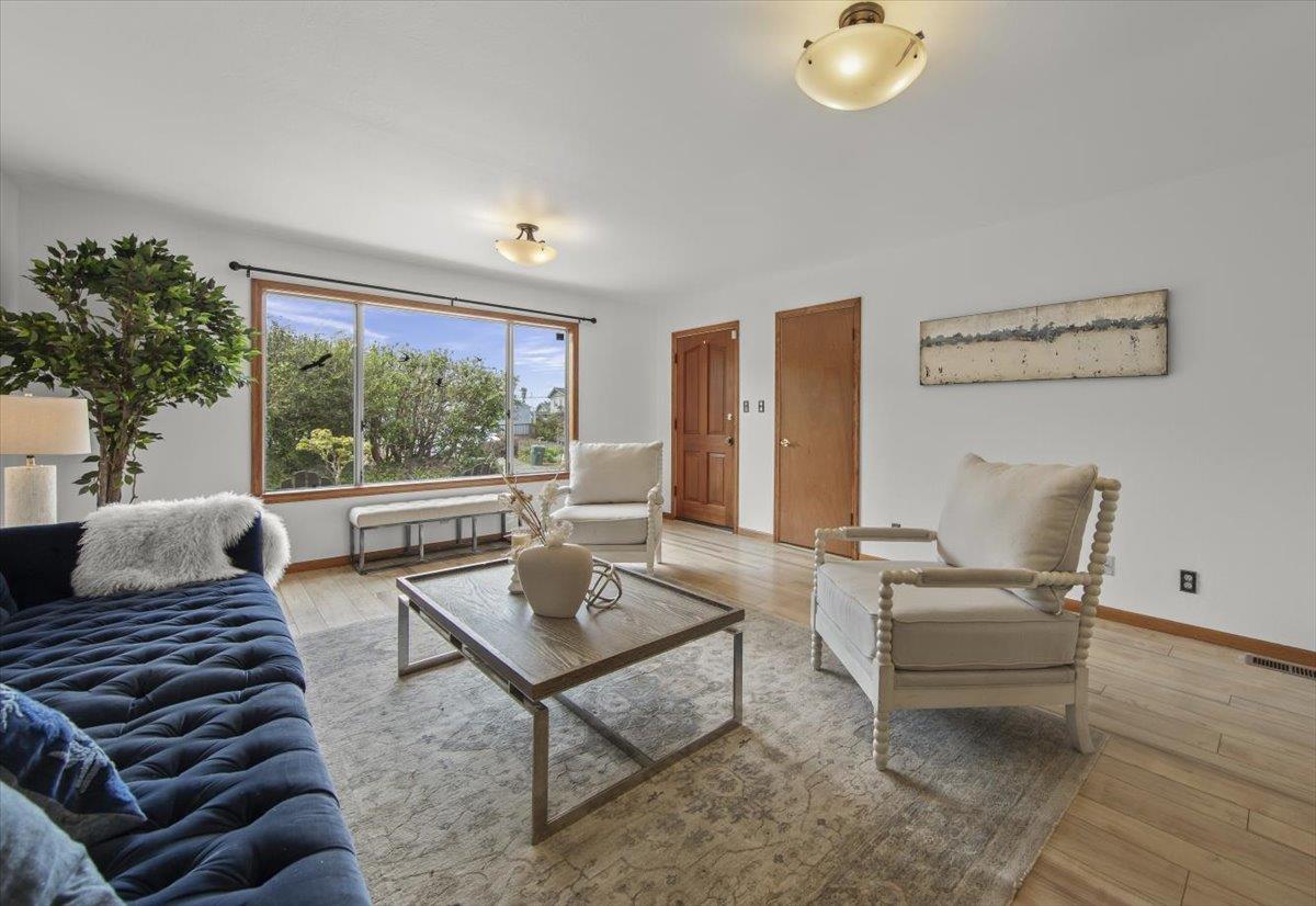 807 Tierra Alta Street