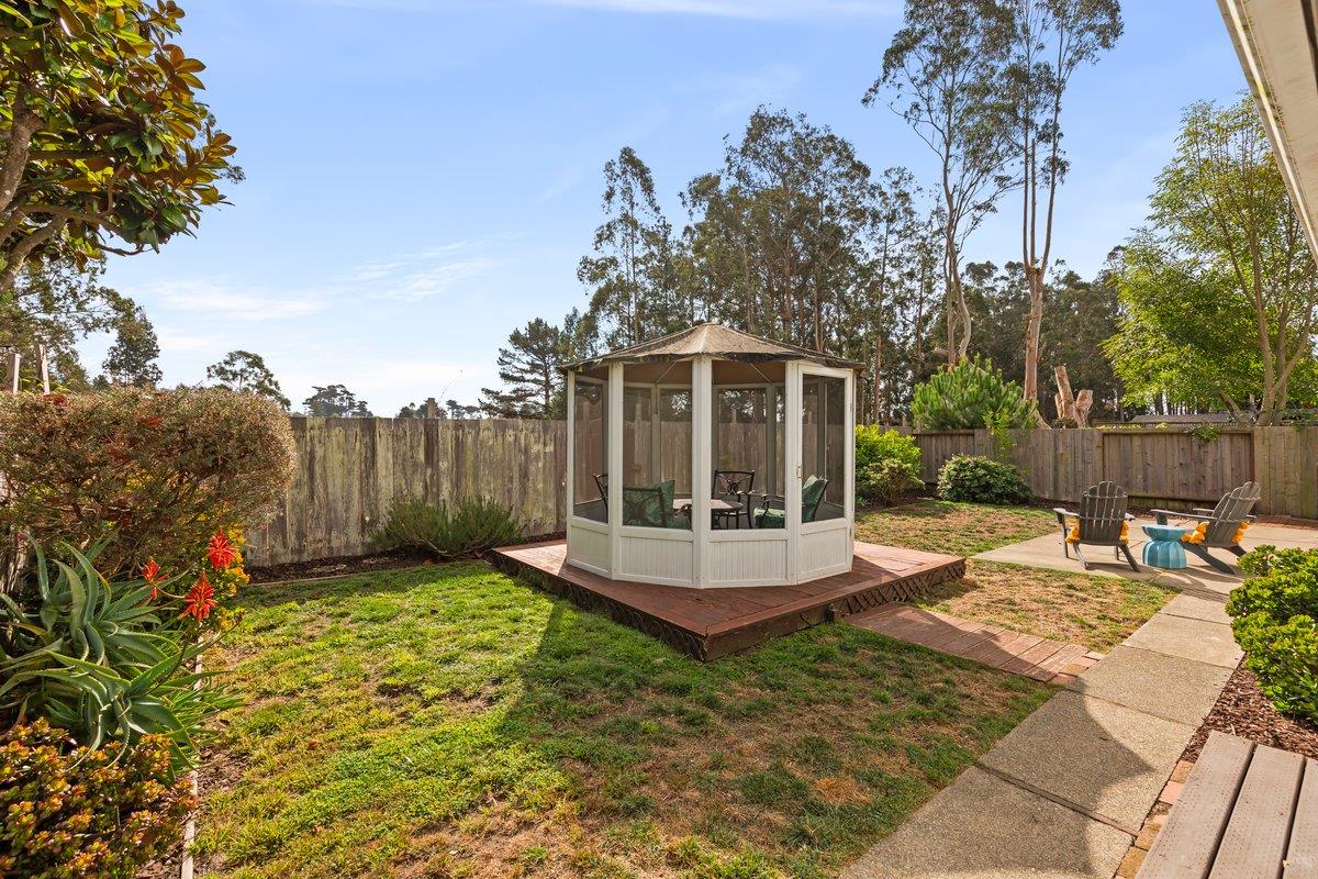 200 Coral Reef AVE