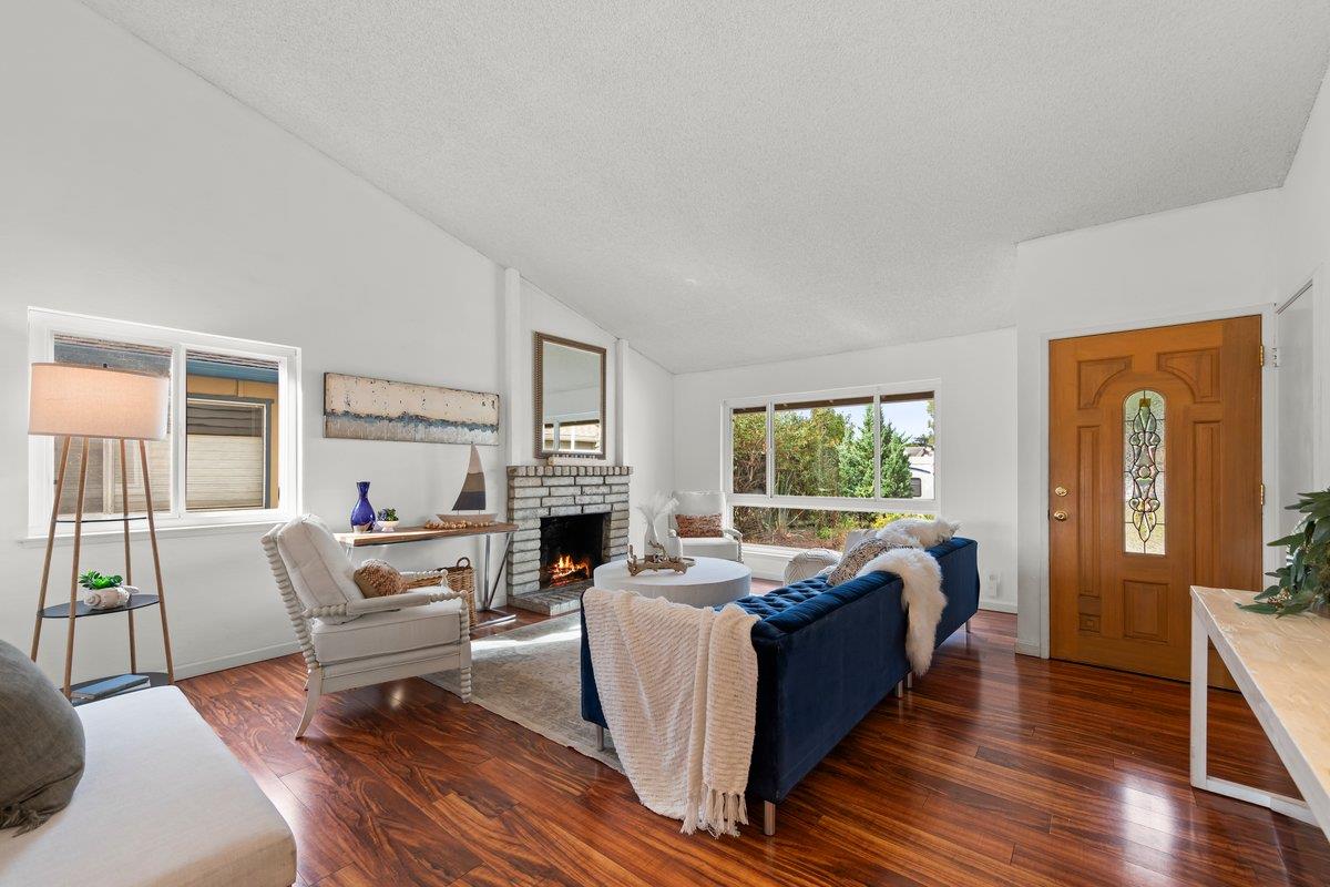 200 Coral Reef AVE