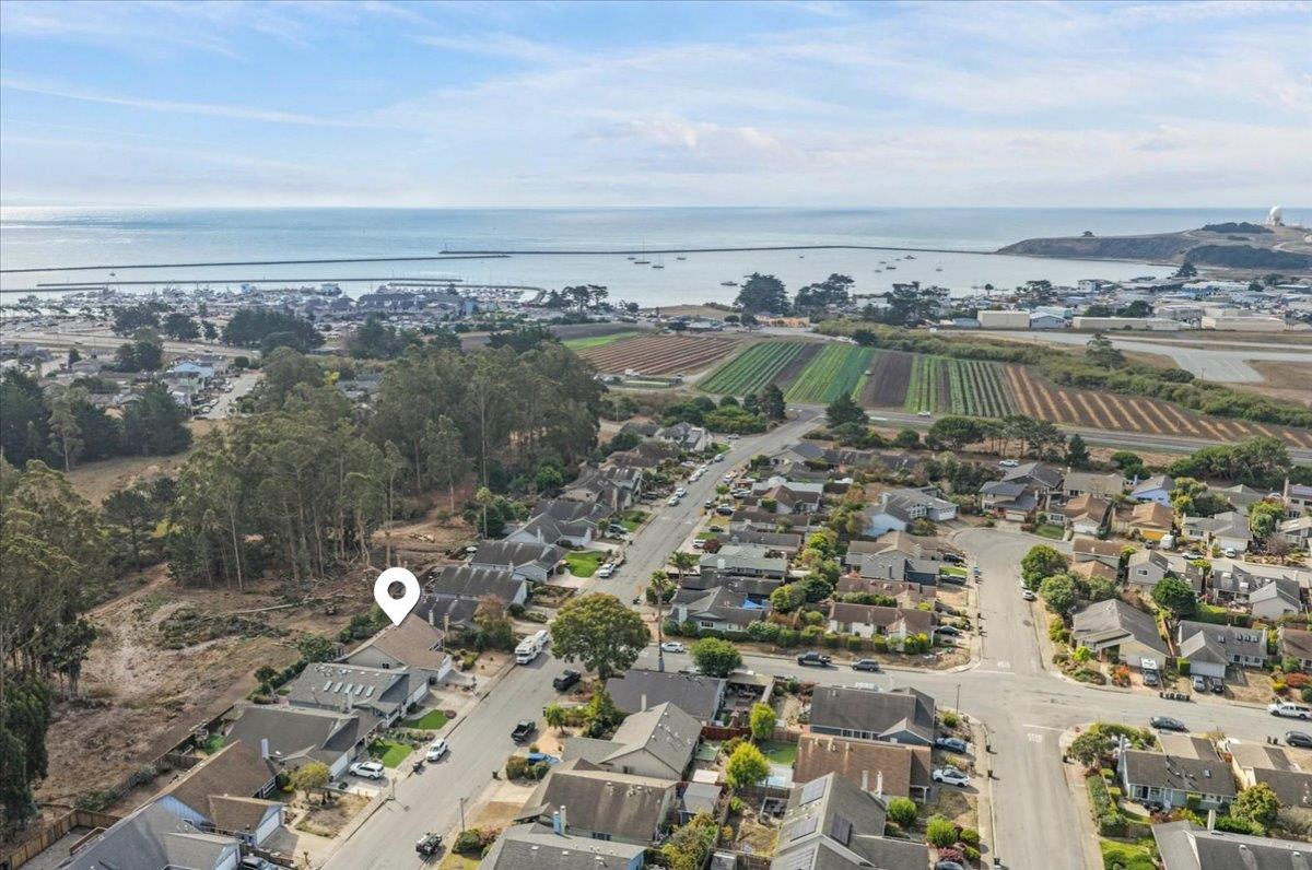 200 Coral Reef AVE