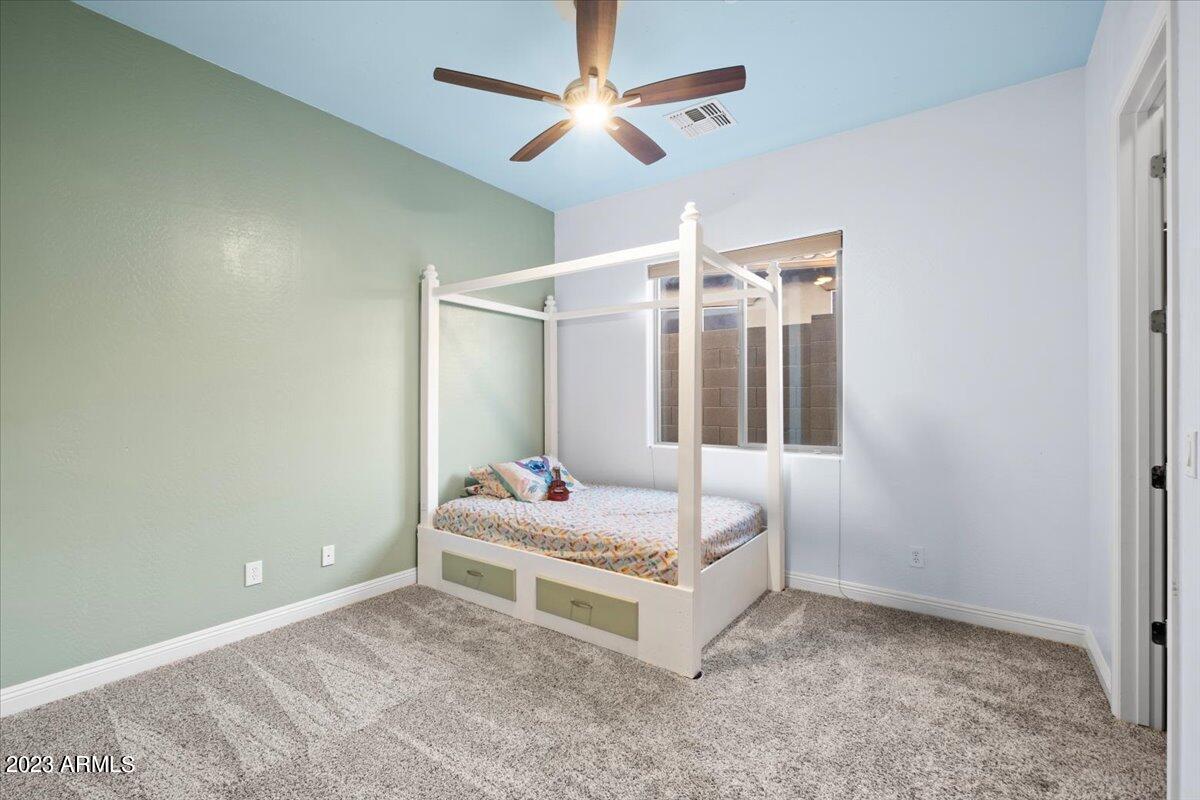 1545 W GAMBIT Trail