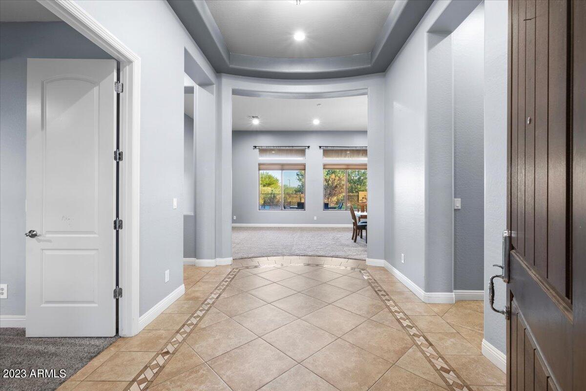 1545 W GAMBIT Trail