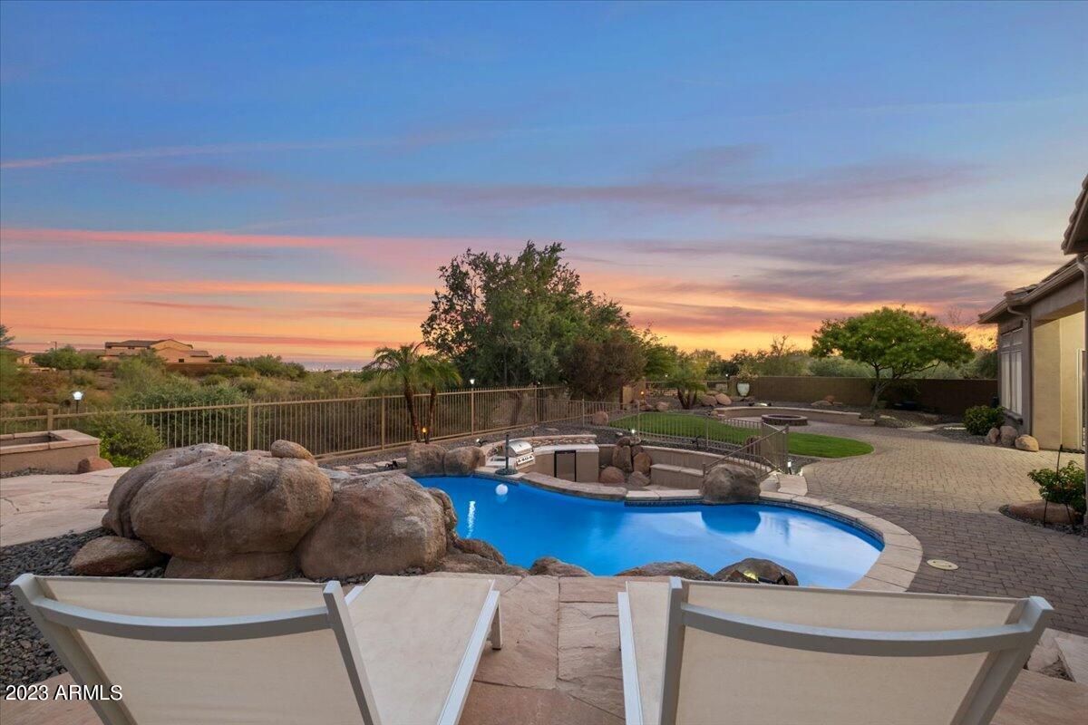 1545 W GAMBIT Trail