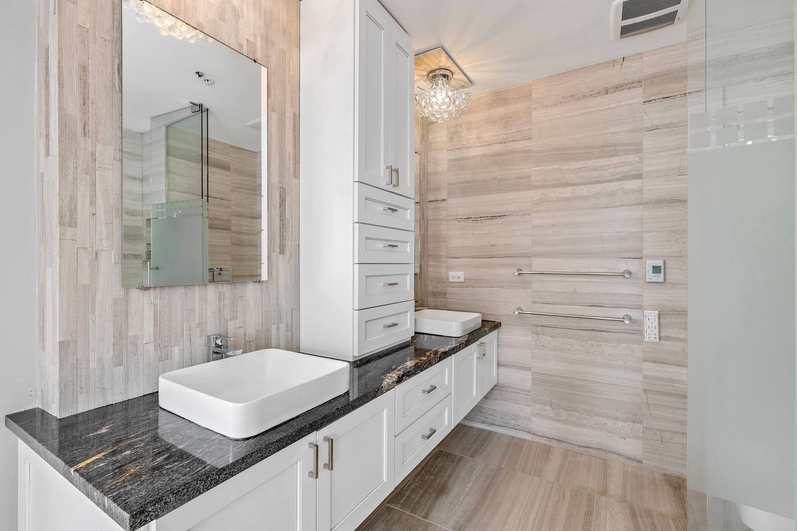 1925 Lake Avenue Unit: 211