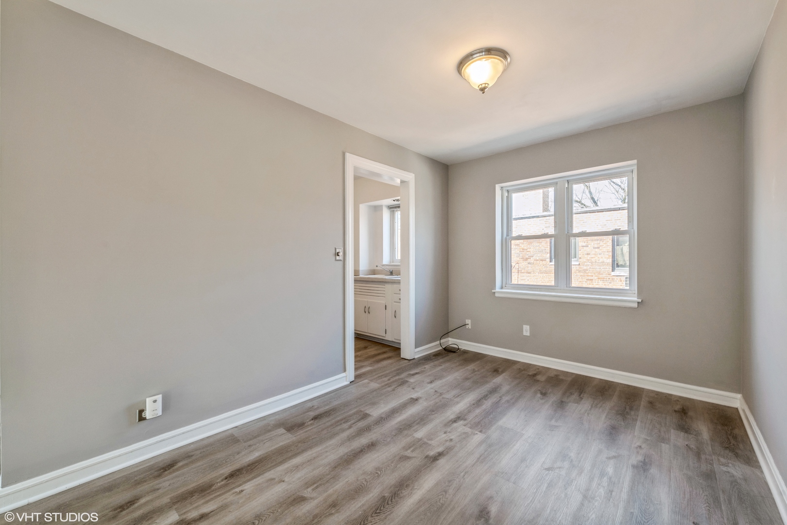 2615 CENTRAL Street Unit: 3