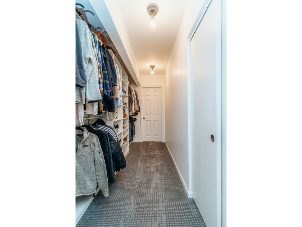 888 Forest Avenue Unit: 25