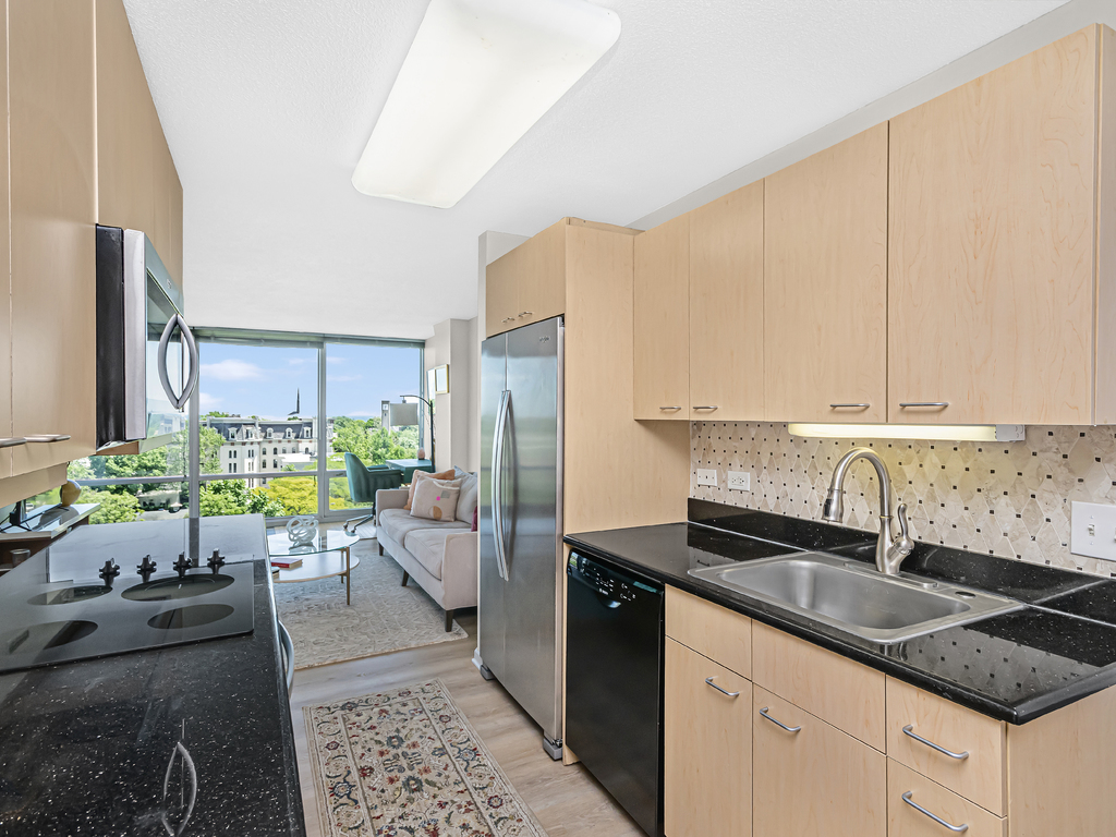 800 Elgin Road Unit: 907