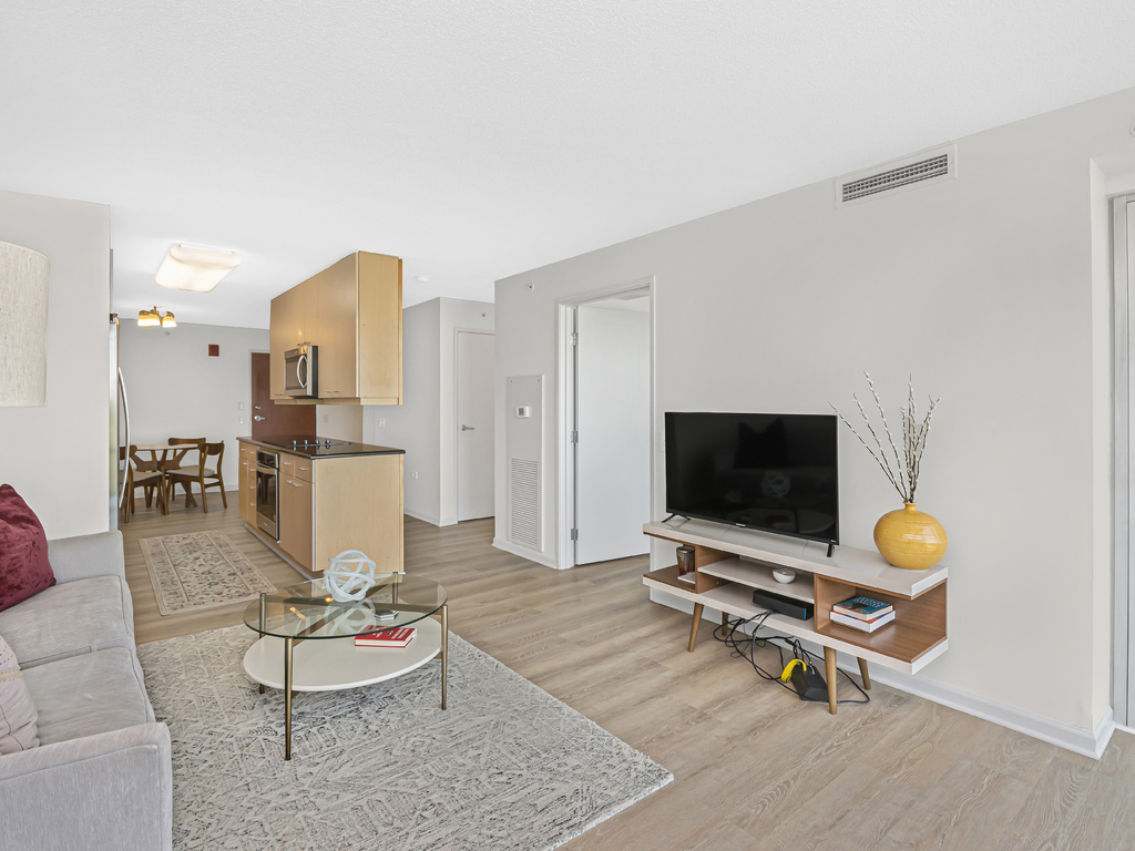 800 Elgin Road Unit: 907