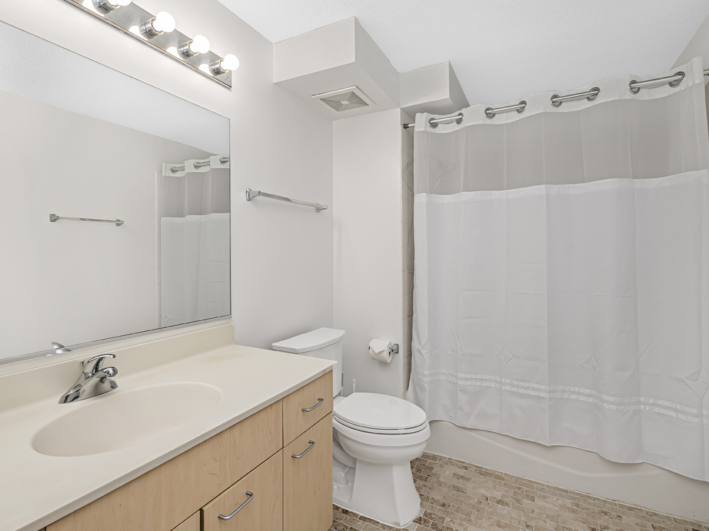 800 Elgin Road Unit: 907