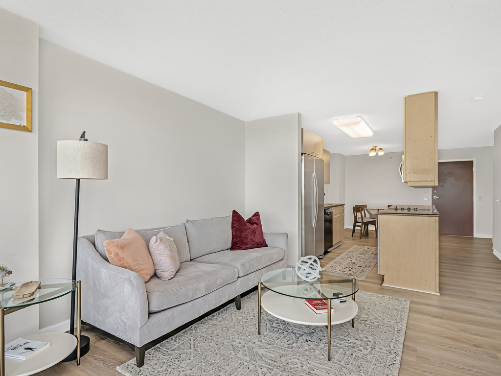 800 Elgin Road Unit: 907