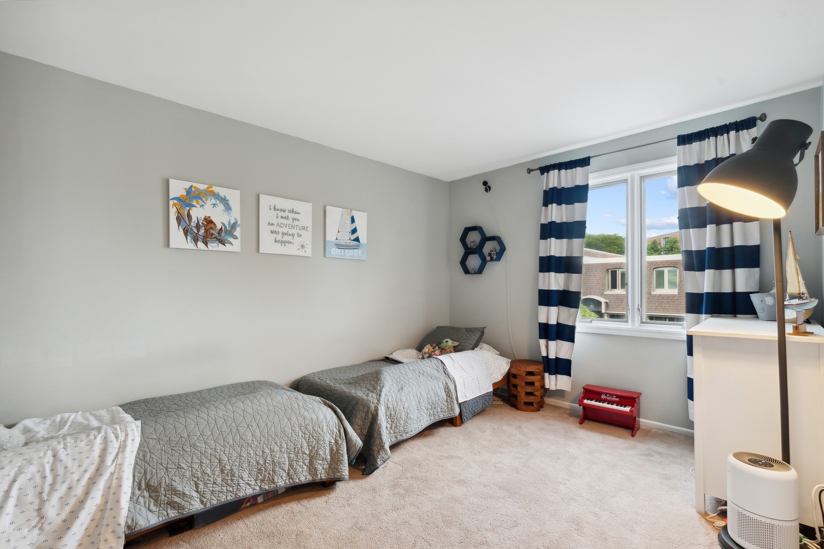 921 Harlem Avenue Unit: 17