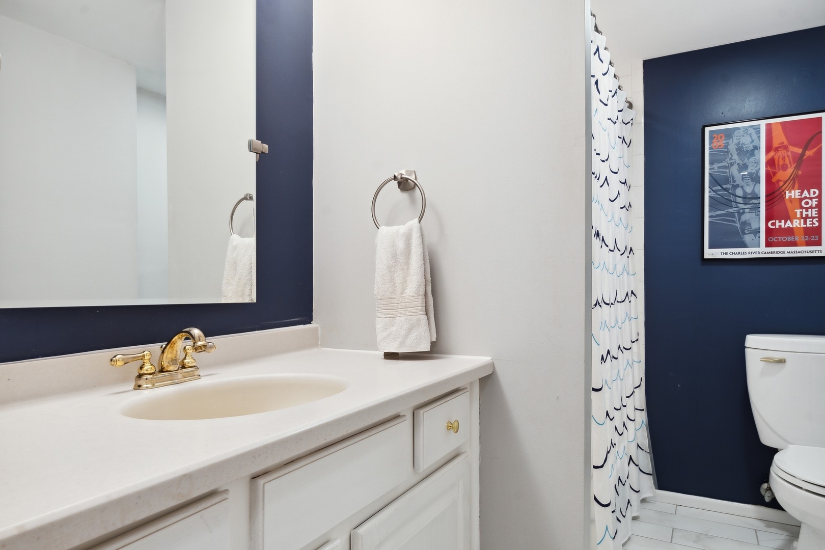921 Harlem Avenue Unit: 17