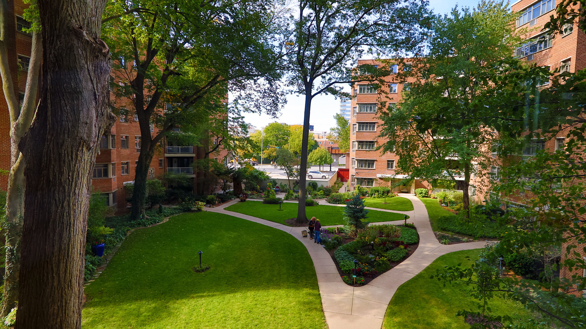 1856 Sherman Avenue Unit: 3SC