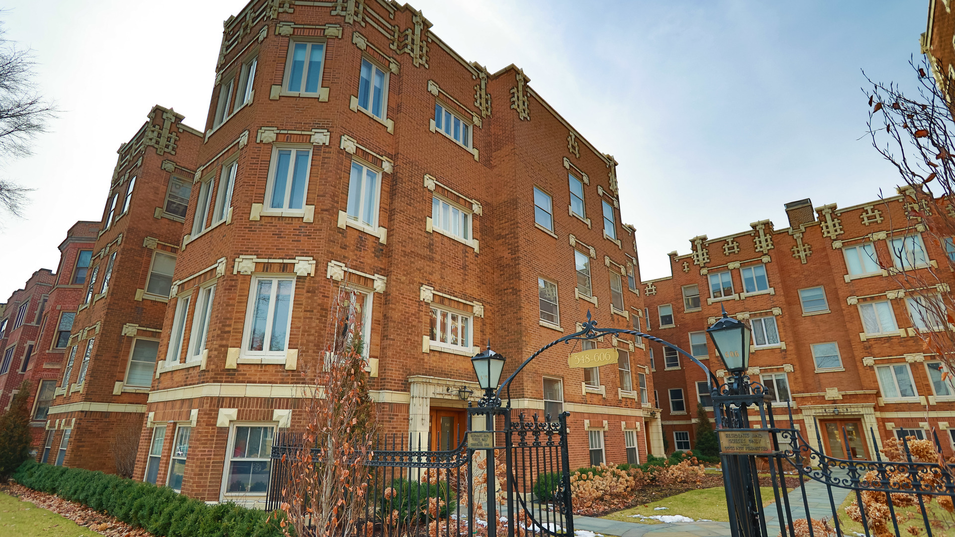 550 Michigan Avenue Unit: 3
