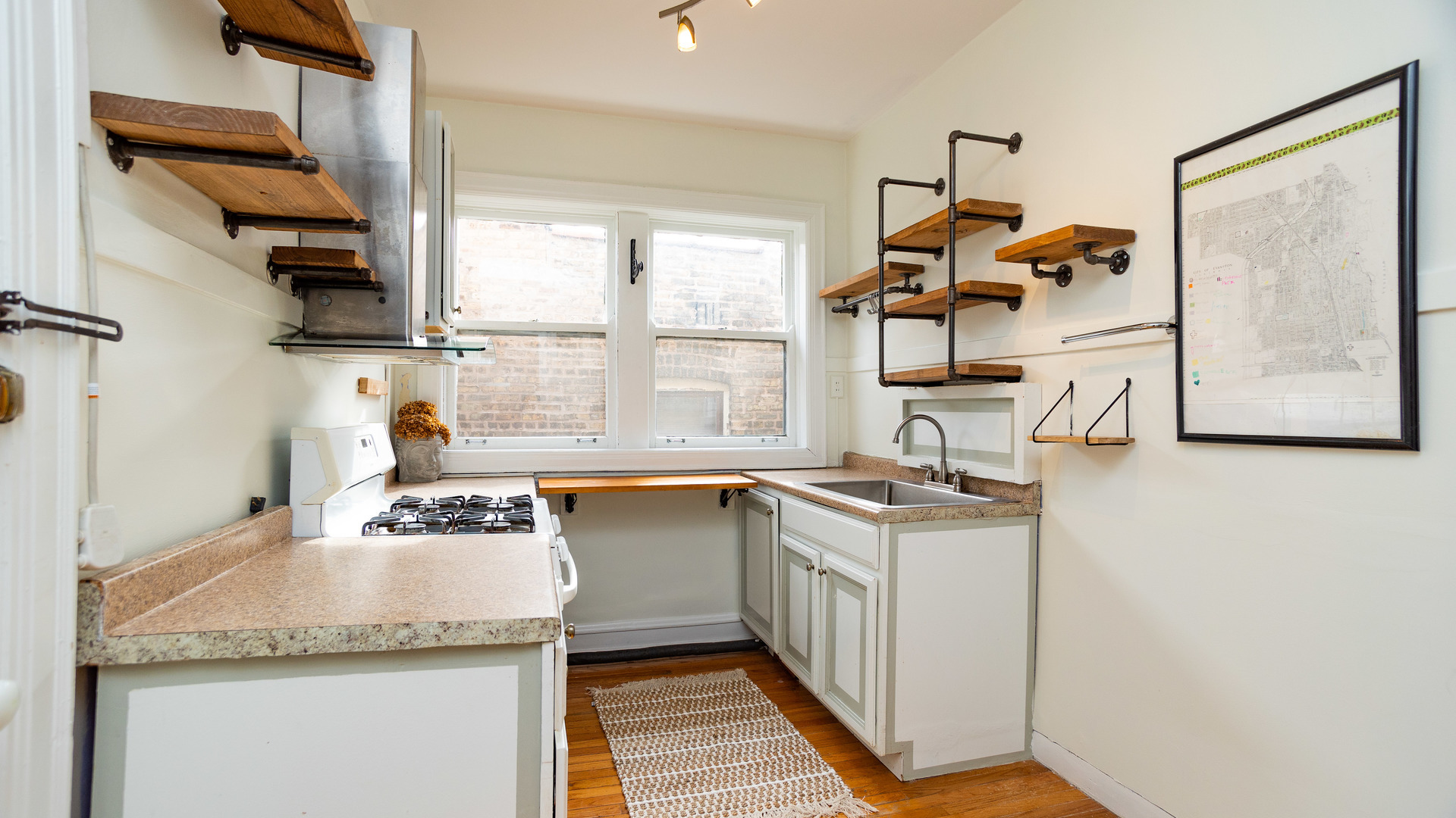 550 Michigan Avenue Unit: 3